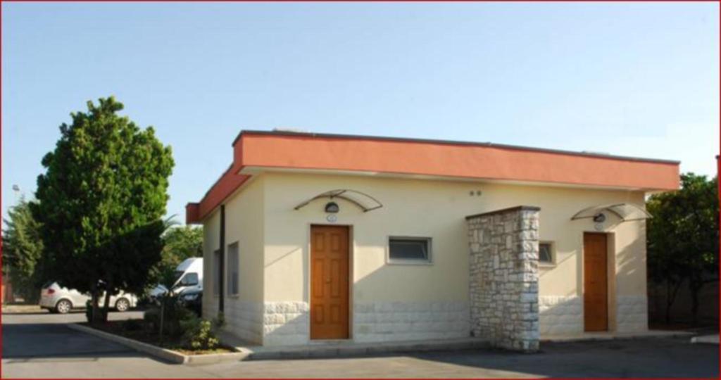 Hotel Giardino Modugno Zewnętrze zdjęcie